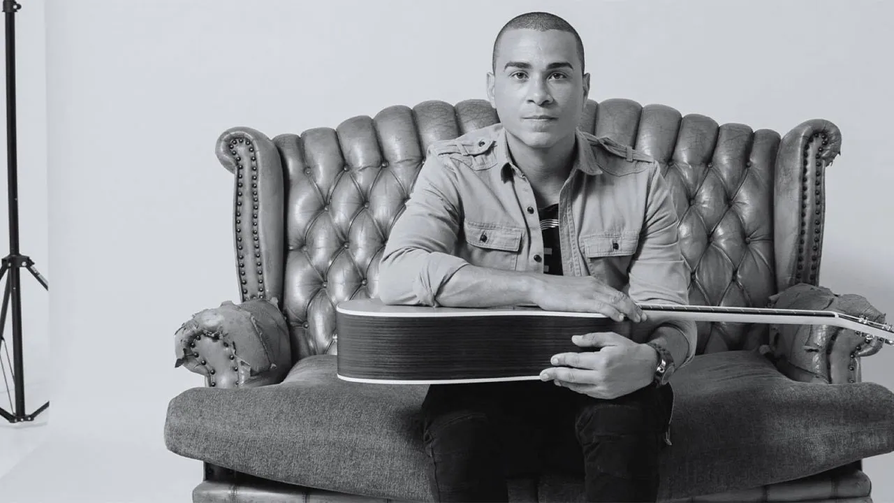 video-section-banner-image