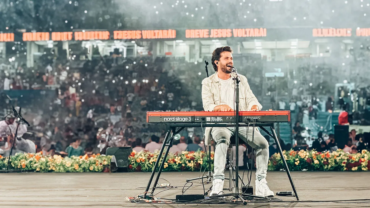 video-section-banner-image